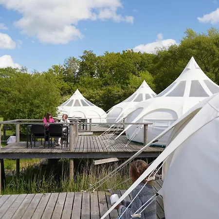 Kemping Vesterlyng And *